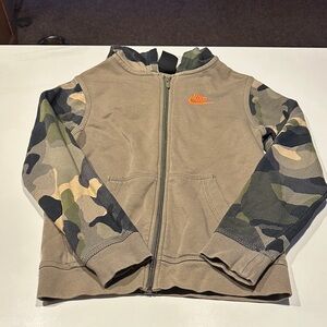 Nike Kids Tan Camo Sleeve Hoodie